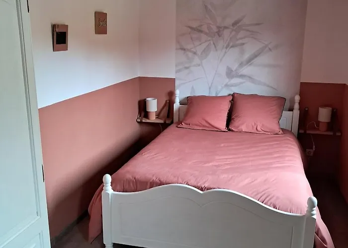 펜션 A La Ferme L'ecrin De Campagne *